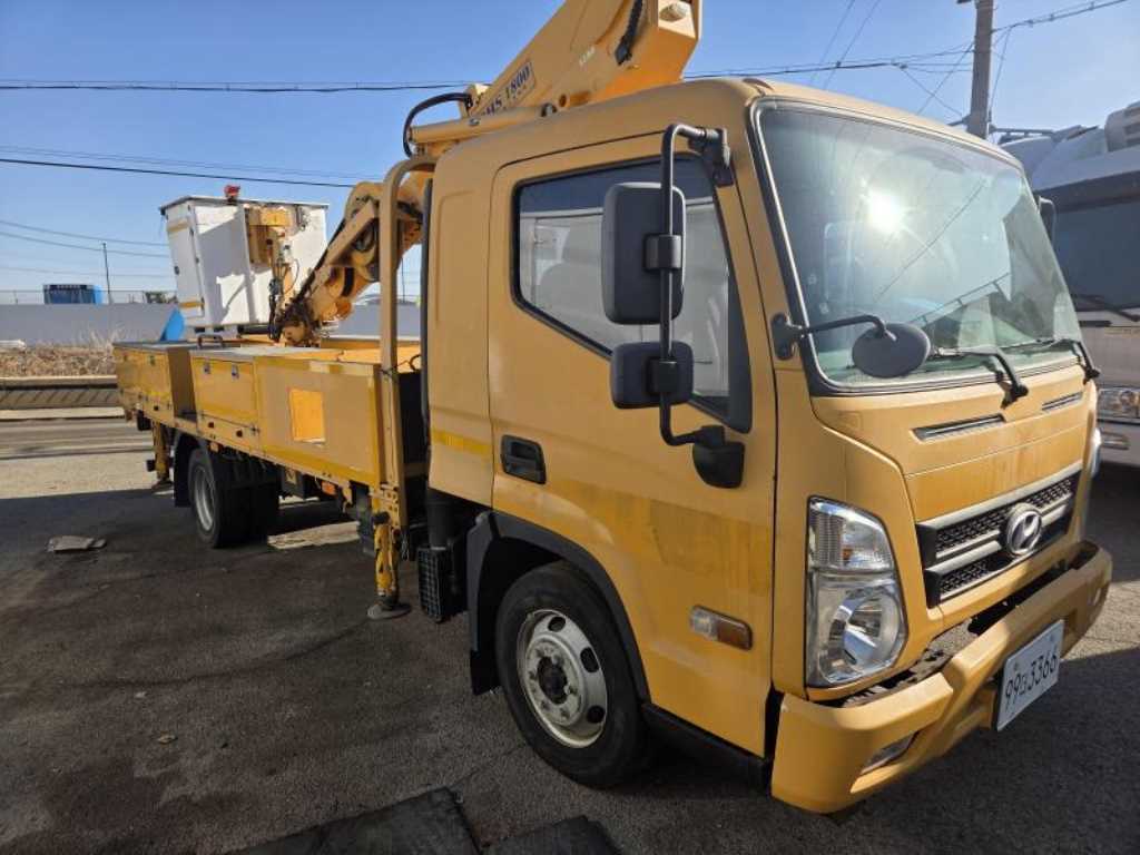 현대 고소작업차 동해기계항공 올뉴마이티 3.5톤 - 중고 트럭 매물 이미지