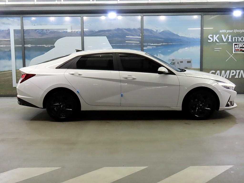 Hyundai Avante 1.6 Modern — фото 3