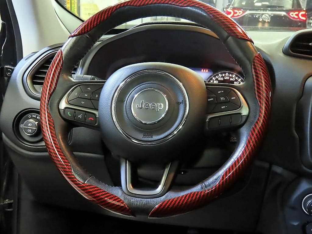 Jeep Renegade 2.4 Limited 9