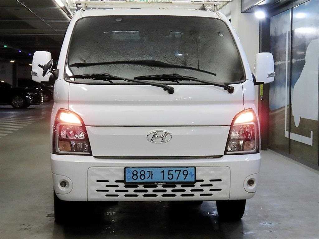 Hyundai Porter 1.0 Ton/ Super Cab/ Long Wheelbase/ Smart Special 3