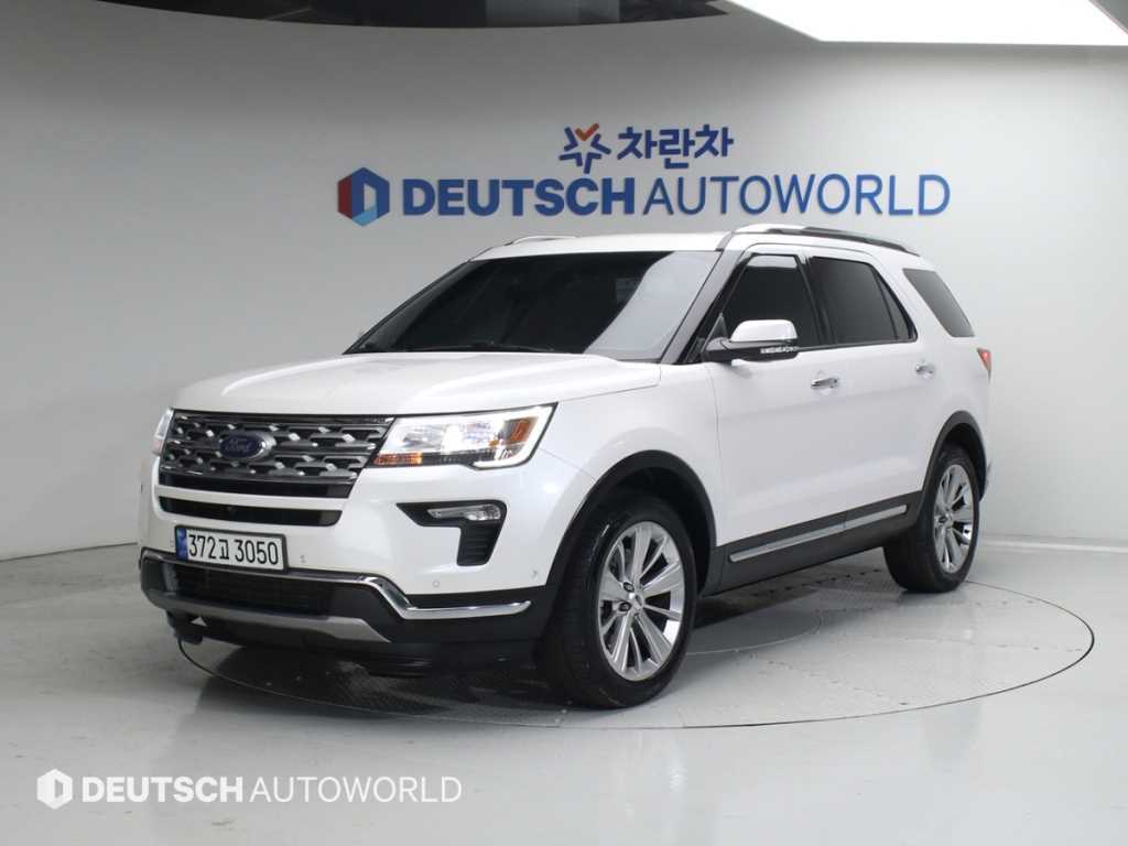 익스플로러 6세대 2.3 AWD 플래티넘 2019년식