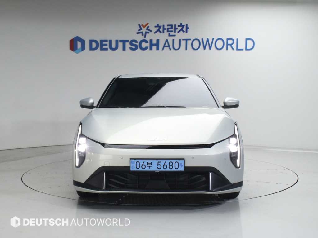 Kia EV4 Long Range Air 4