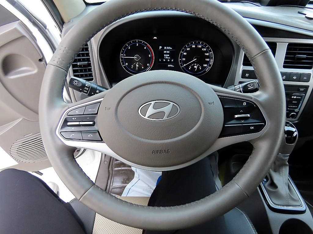 Hyundai Porter Super Cab/ Long Wheelbase Smart 10