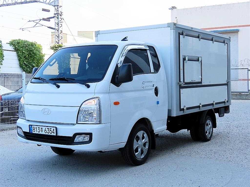 Hyundai Porter Super Cab/ Long Wheelbase Smart 3