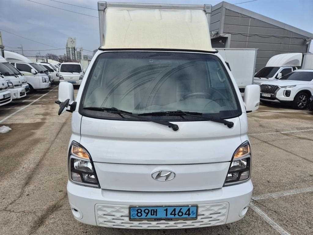 Hyundai Porter 1.0 Ton/ Super Cab/ Long Wheelbase 3