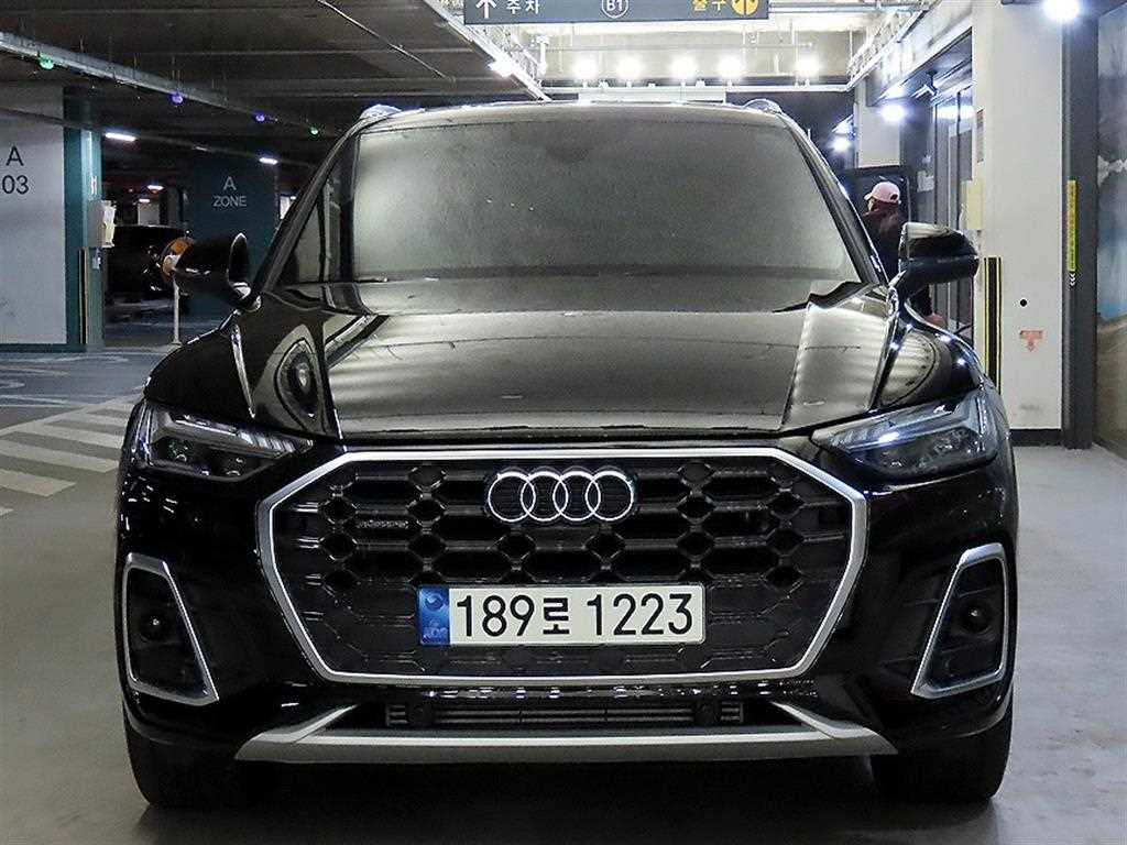 아우디 Q5 45 TFSI 콰트로 프리미엄 사진 2/20