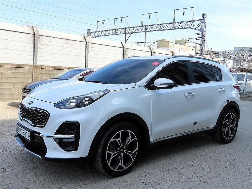 기아 스포티지 2.0 디젤 2WD 시그니처 사진 2/20