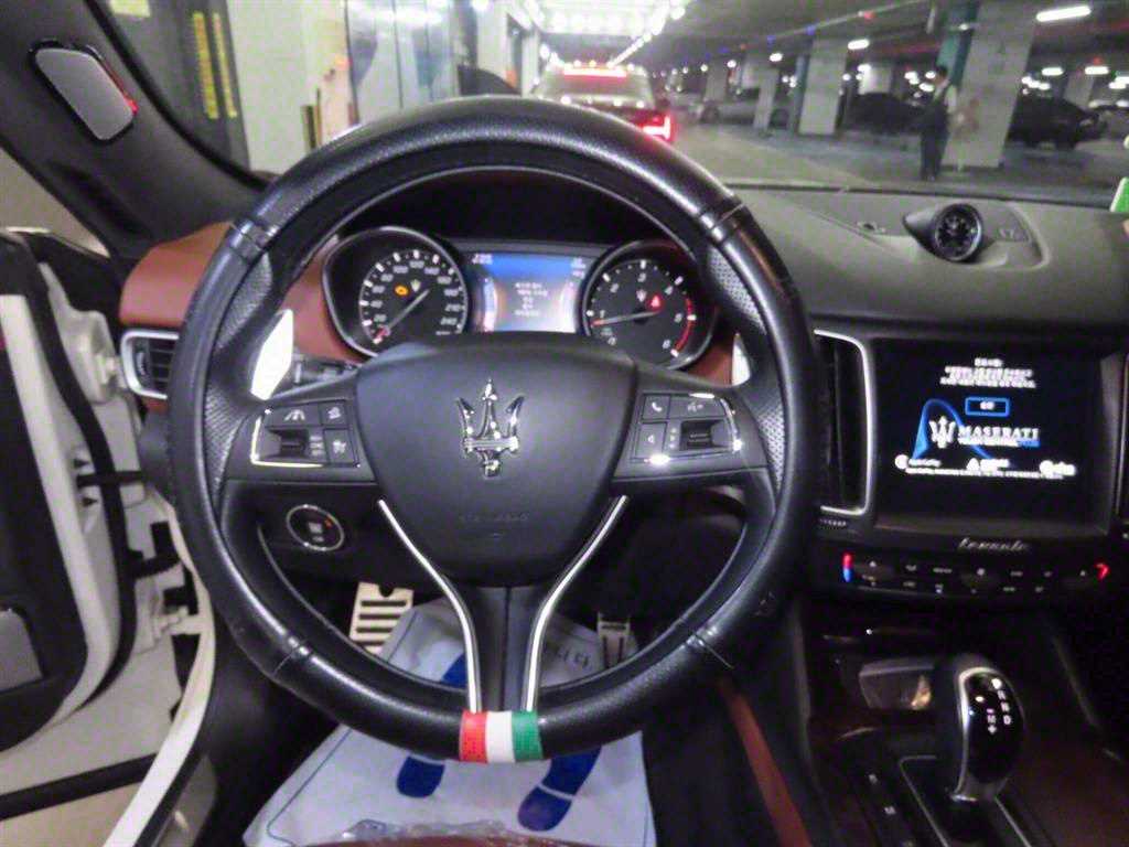 Maserati Levante 3.0 Diesel AWD 9