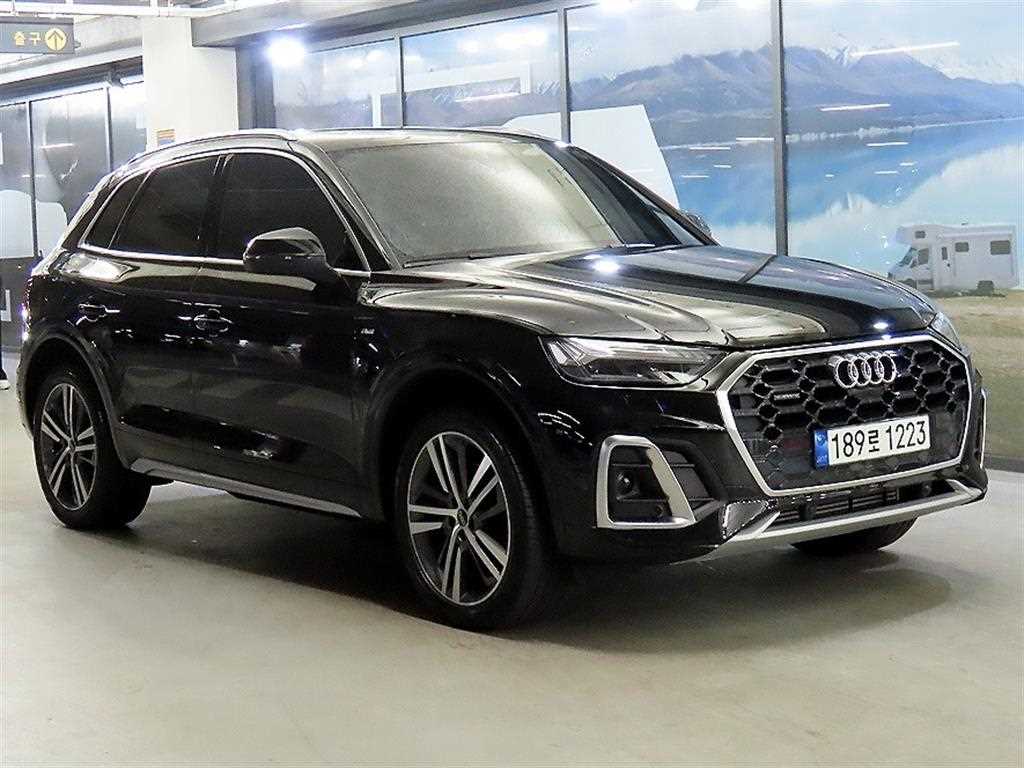 Q5 (FY) 45 TFSI 콰트로 프리미엄 2021년식