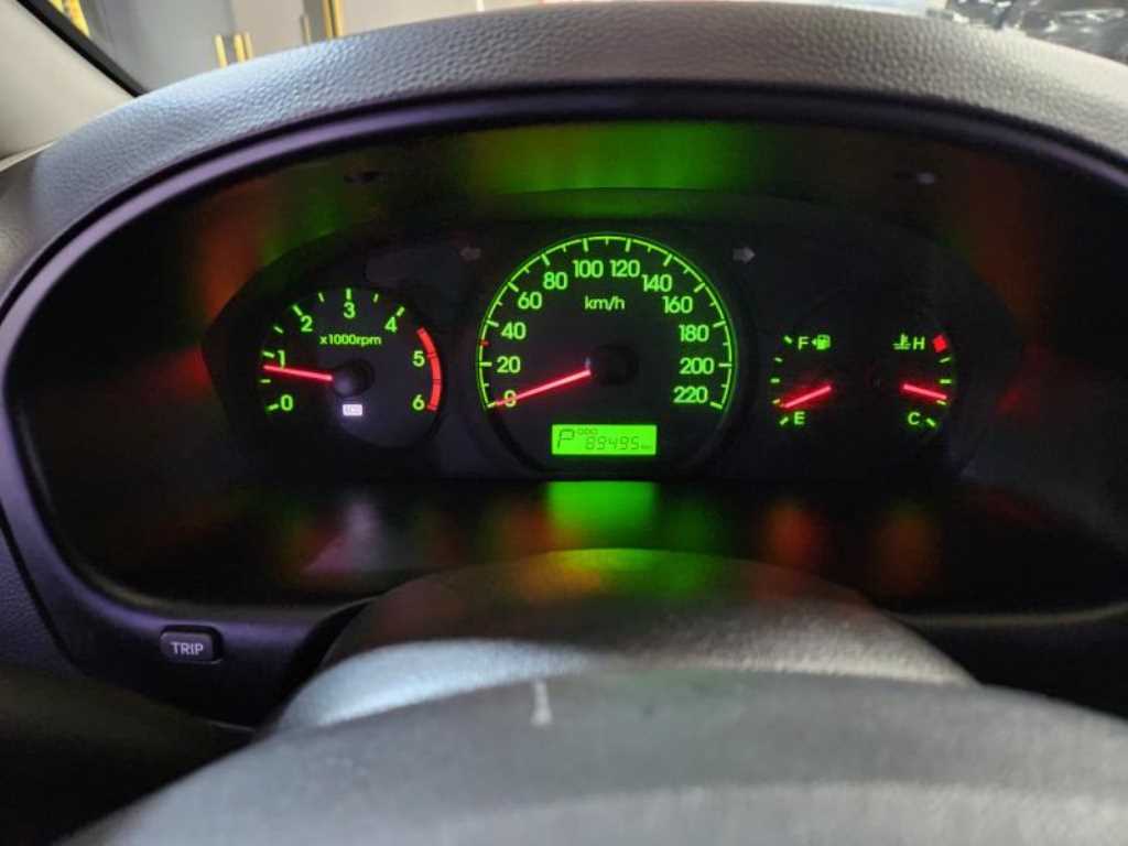 Hyundai Starex CVX Luxury 10