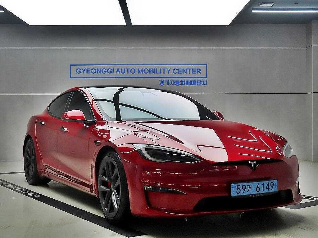 Tesla Model S Plaid