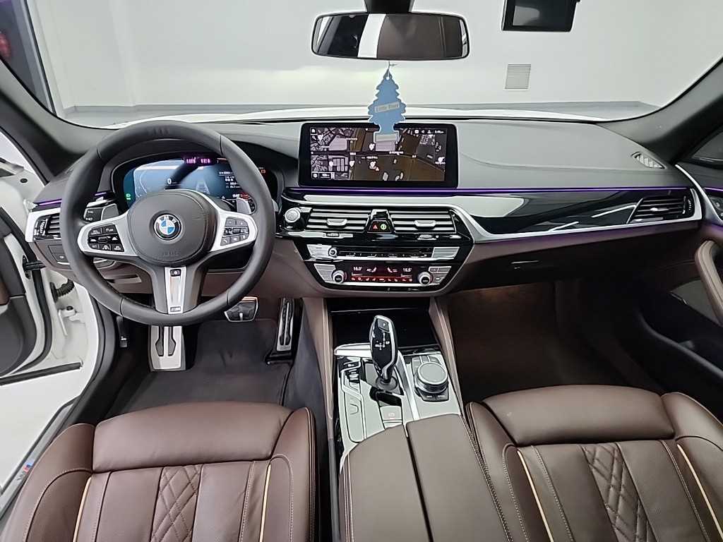 BMW 5 Series 530i M Sport 9