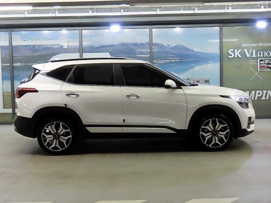 Kia Seltos Gasoline 1.6 Turbo 2WD Signature 4