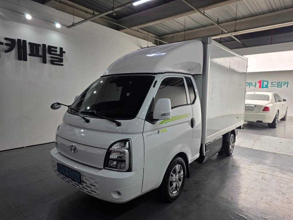 Hyundai Porter 1.0 Ton/ Super Cab/ Long Wheelbase