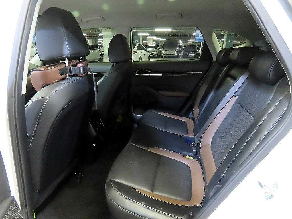 Kia Seltos Gasoline 1.6 Turbo 2WD Signature 8