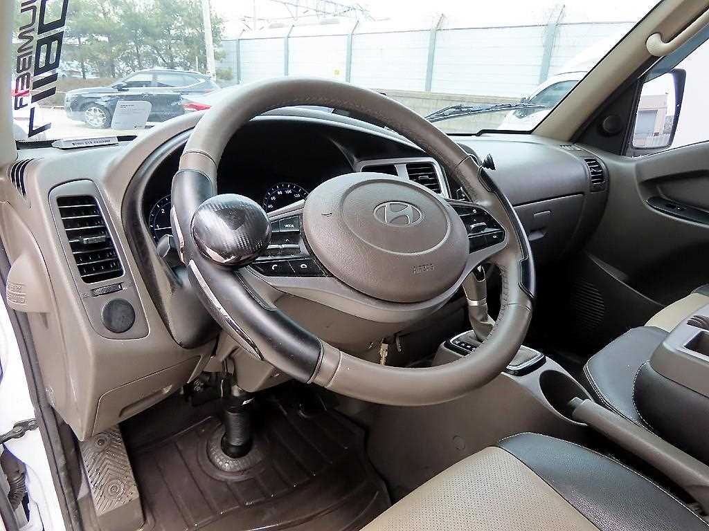 Hyundai Porter Super Cab/ Long Wheelbase Smart 9