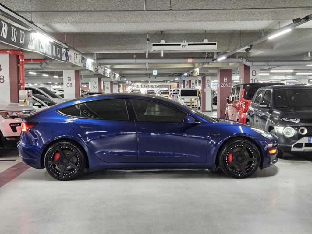 Tesla Model 3 Performance 4