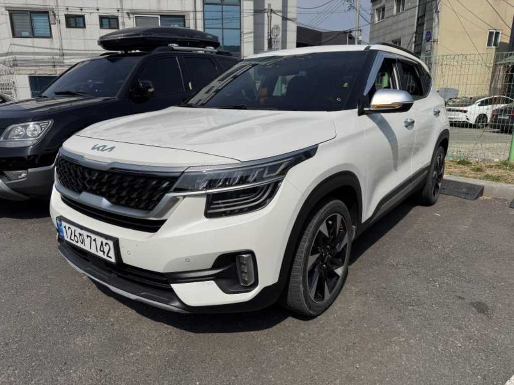 Kia Seltos Gasoline 1.6 Turbo 4WD Gravity 4