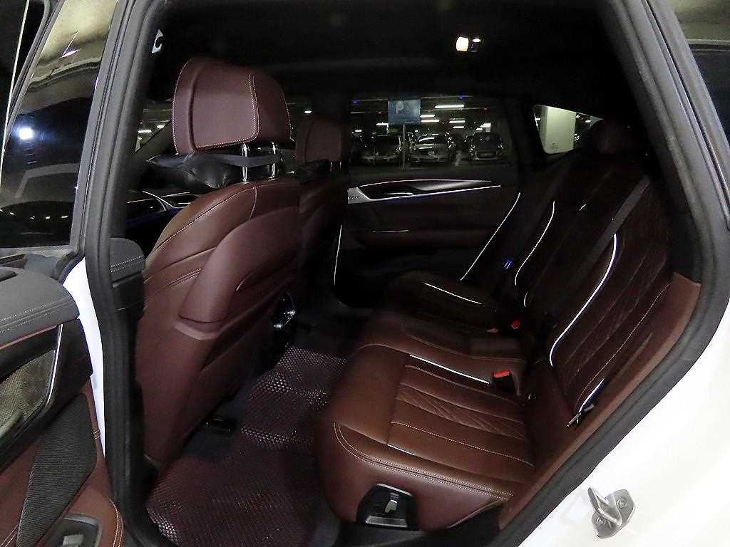 BMW 6 Series 620d M Sport 8