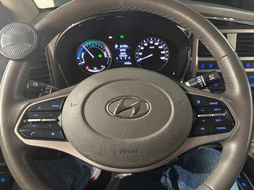 Hyundai Porter 1.0 Ton/ Super Cab/ Long Wheelbase 10