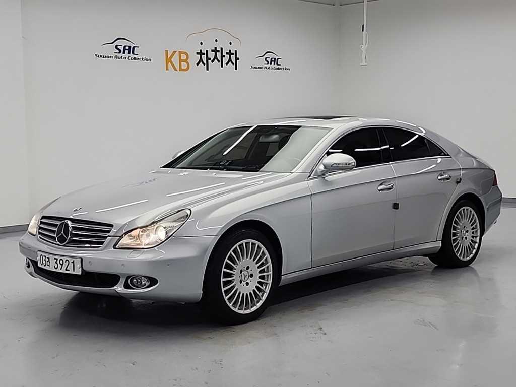 Mercedes-Benz CLS-Class CLS500 3