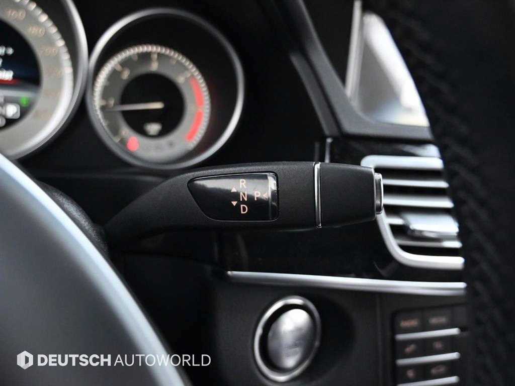 Mercedes-Benz E-Class E220 BlueTEC Avantgarde 10