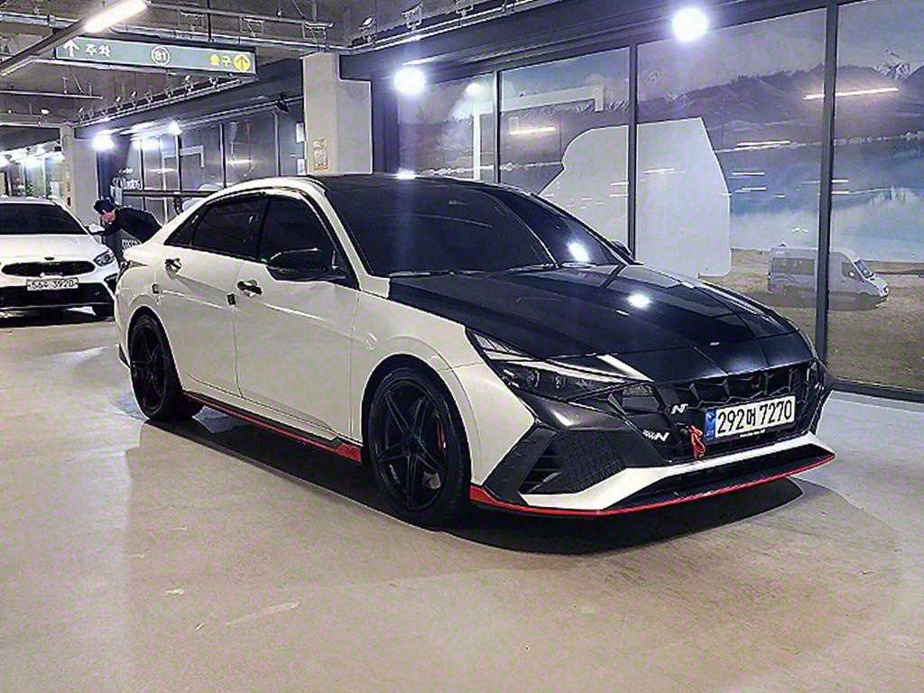 Hyundai Avante 2.0 N 2