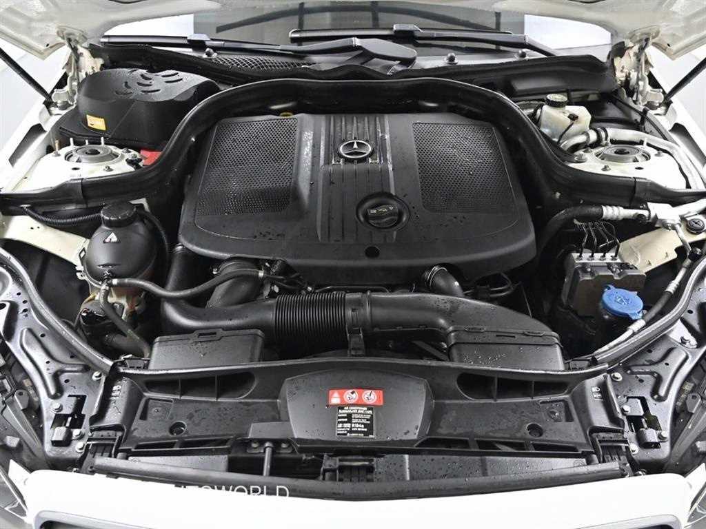 Mercedes-Benz E-Class E220 BlueTEC Avantgarde 7