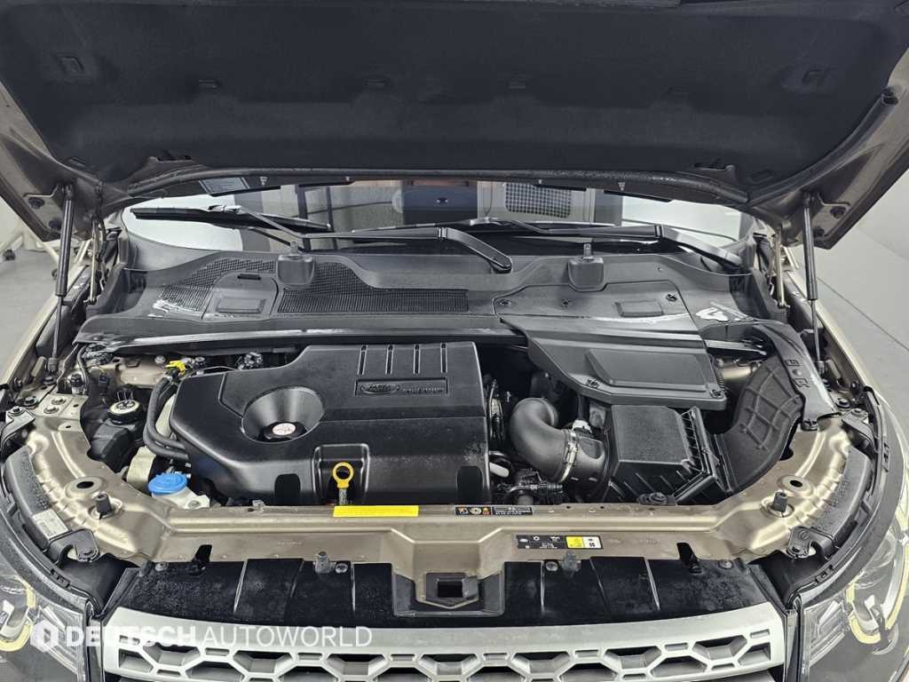 Land Rover Discovery Sport 2.0 TD4 HSE Luxury 7