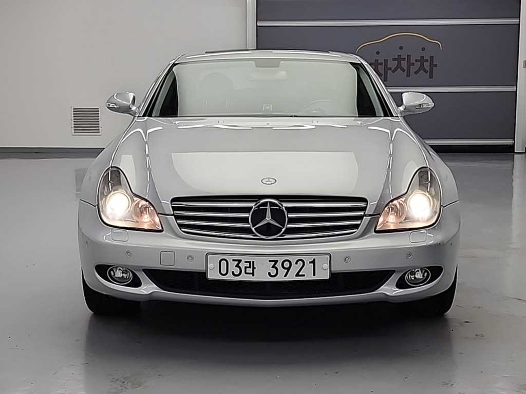 Mercedes-Benz CLS-Class CLS500 4
