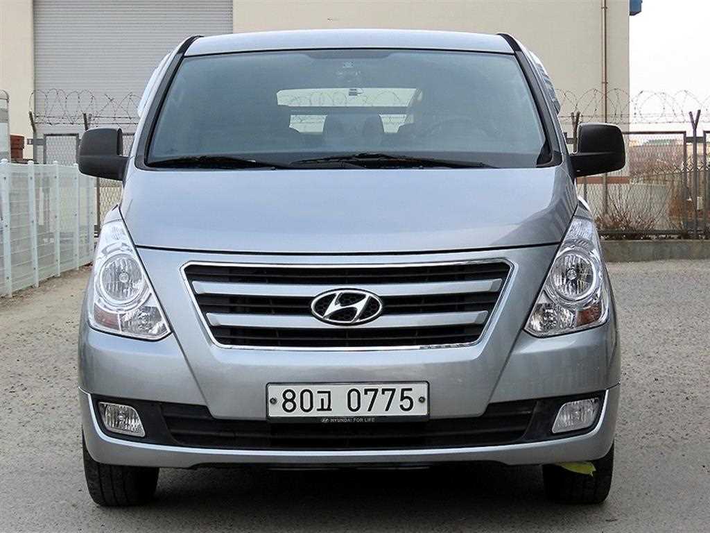 Hyundai Starex Smart 2
