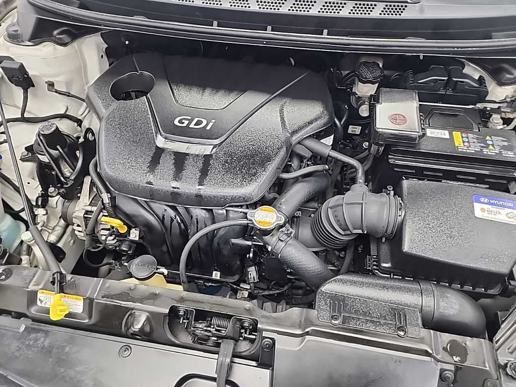 Hyundai Avante M16 GDI Top 6