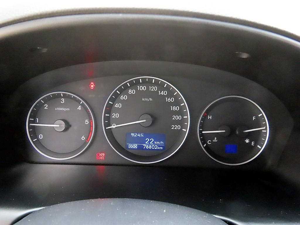 Hyundai Starex Smart 10