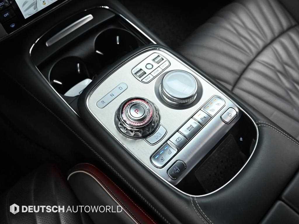 Genesis G90 3.5T GDI AWD 10