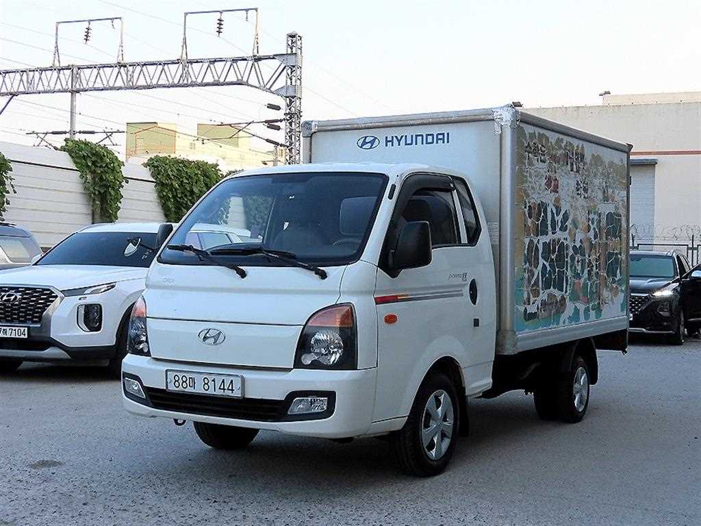 Hyundai Porter Super Cab/ Long Wheelbase/ CRDi 3