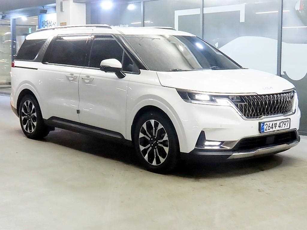Kia Carnival Gasoline Noblesse