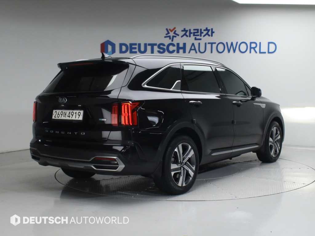 Kia Sorento HEV 1.6 2WD Signature — фото 2