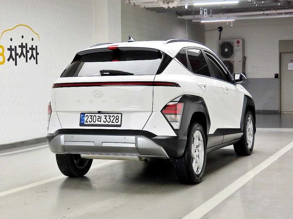 Hyundai Kona 2.0 Gasoline 2WD Premium 5