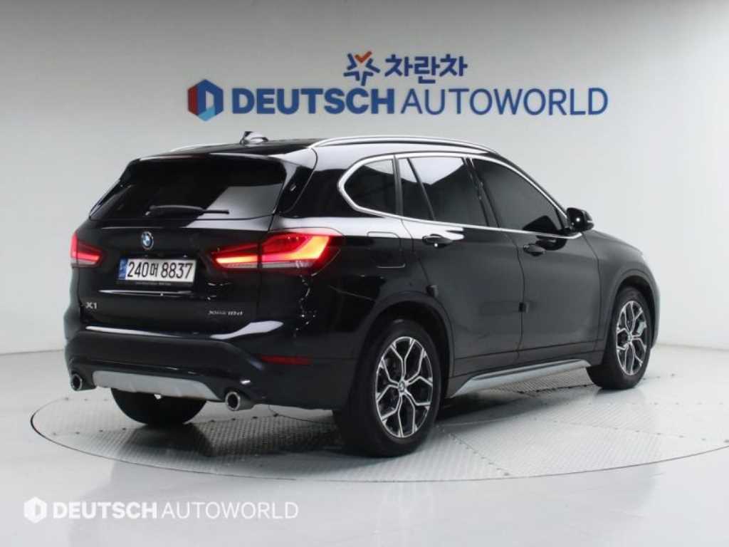 BMW X1 xDrive 18d xLine 사진 2/20