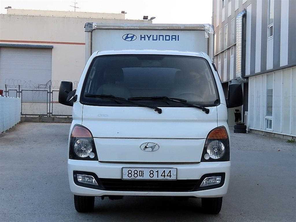 Hyundai Porter Super Cab/ Long Wheelbase/ CRDi 2
