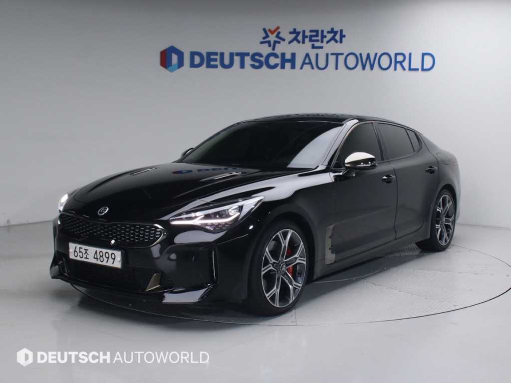 Kia Stinger Gasoline 2.0 Turbo AWD Platinum
