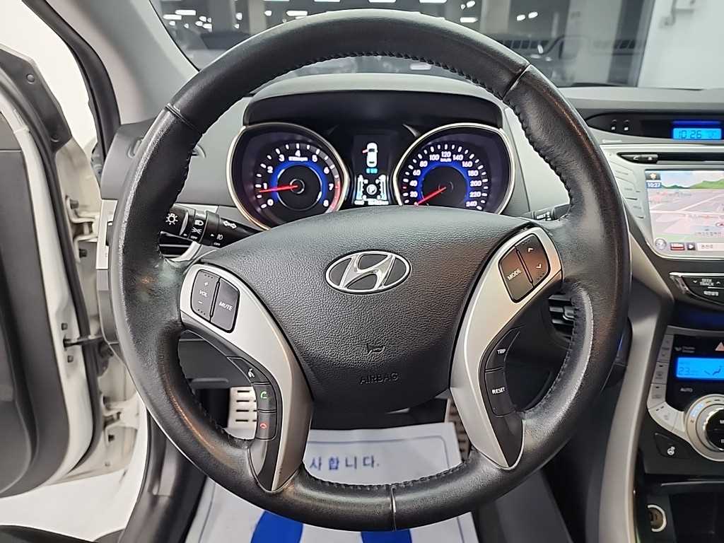 Hyundai Avante M16 GDI Top 10