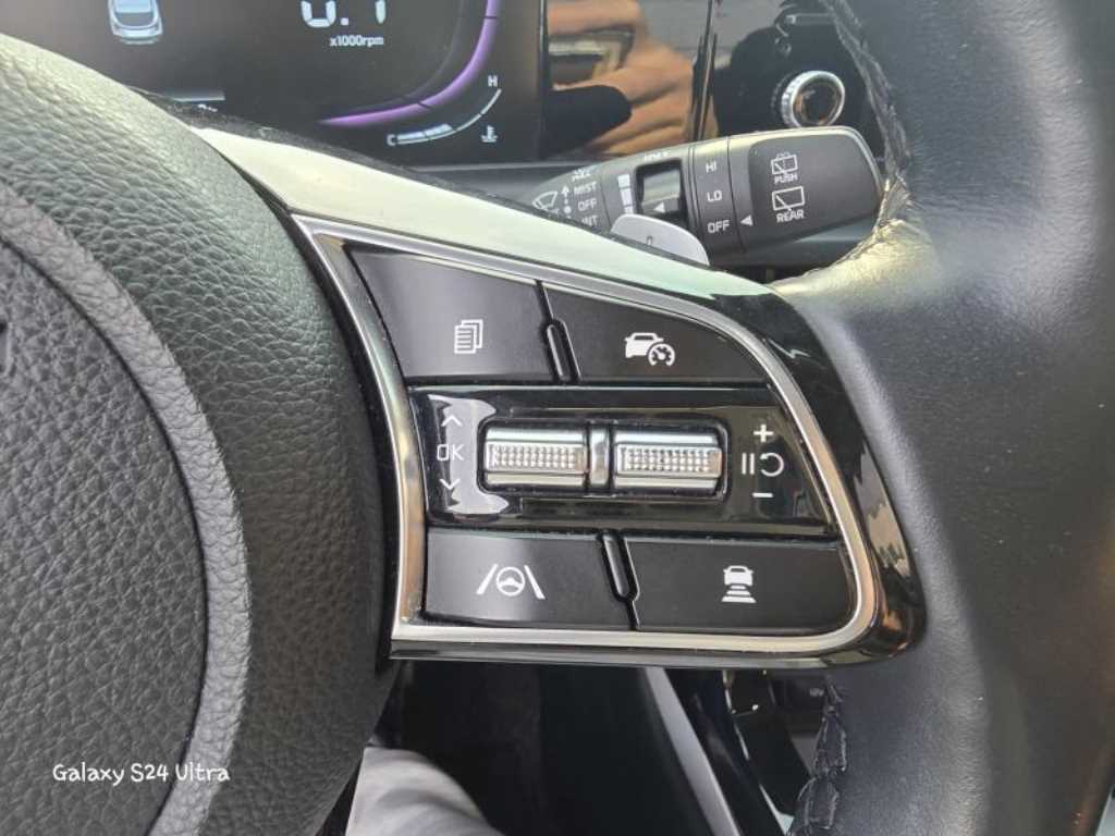 Kia Seltos Gasoline 1.6 Turbo 2WD Signature 6