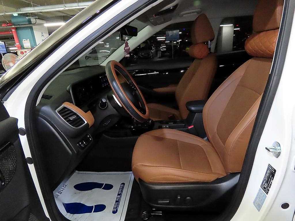 Kia Seltos Gasoline 1.6 Turbo 2WD Signature 8