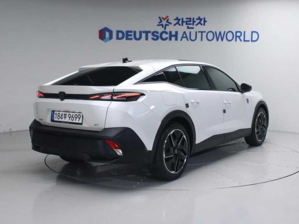 Peugeot 408 1.2 Pure Tech GT 3