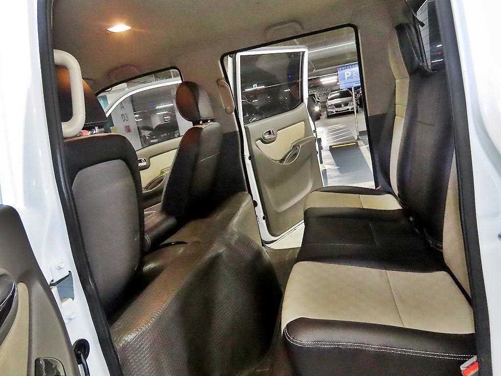 Hyundai Porter 1.0 Ton/ Double Cab/ Long Wheelbase/ CRDi Premium 8