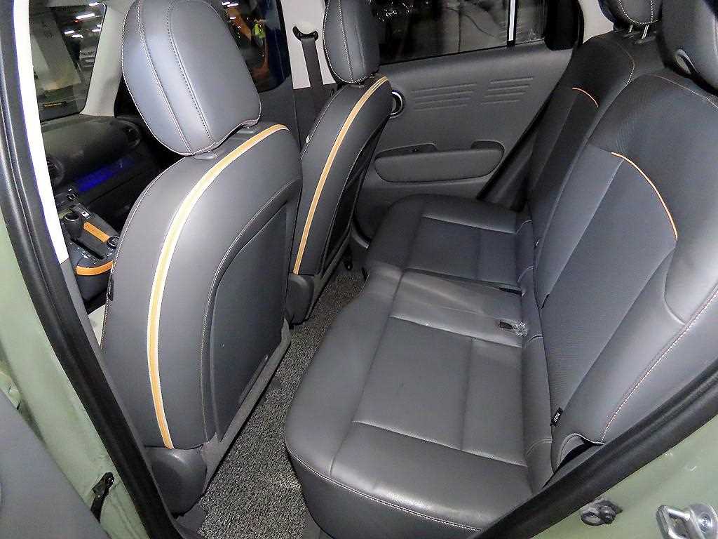 Hyundai Casper 1.0 Gasoline The Essential 8