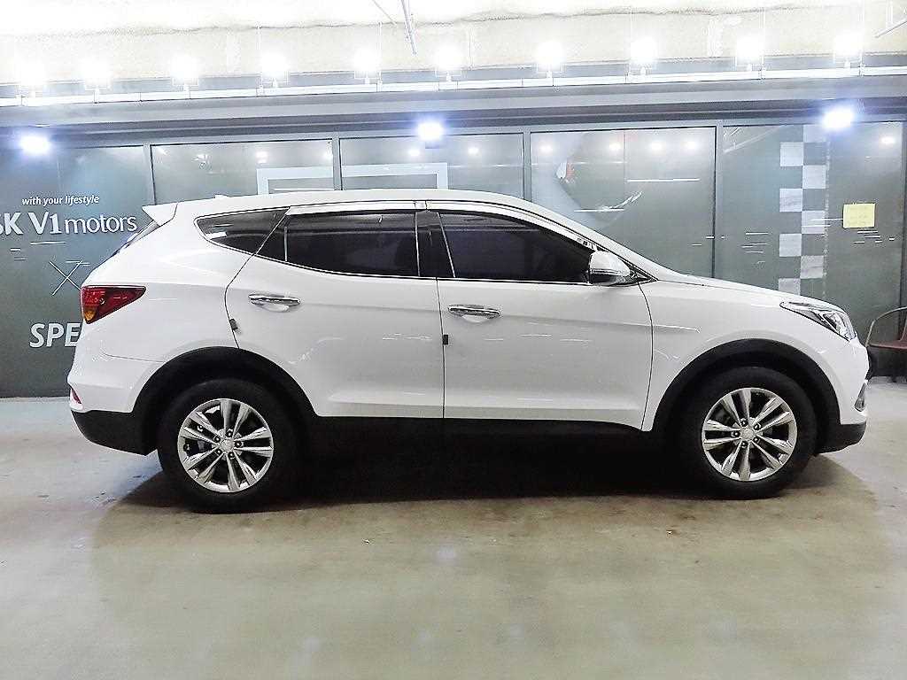 Hyundai Santa Fe Diesel 2.0 2WD Smart 4