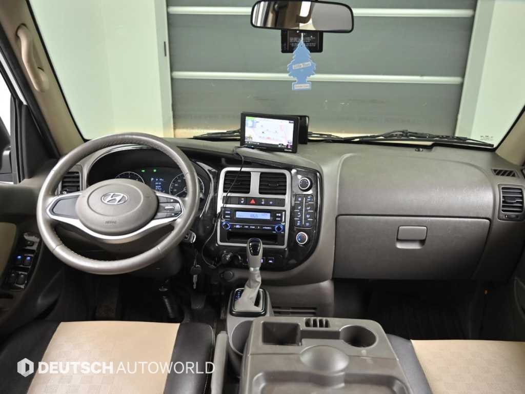 Hyundai Porter 1.0 Ton/ Double Cab/ Long Wheelbase/ CRDi Smart 8