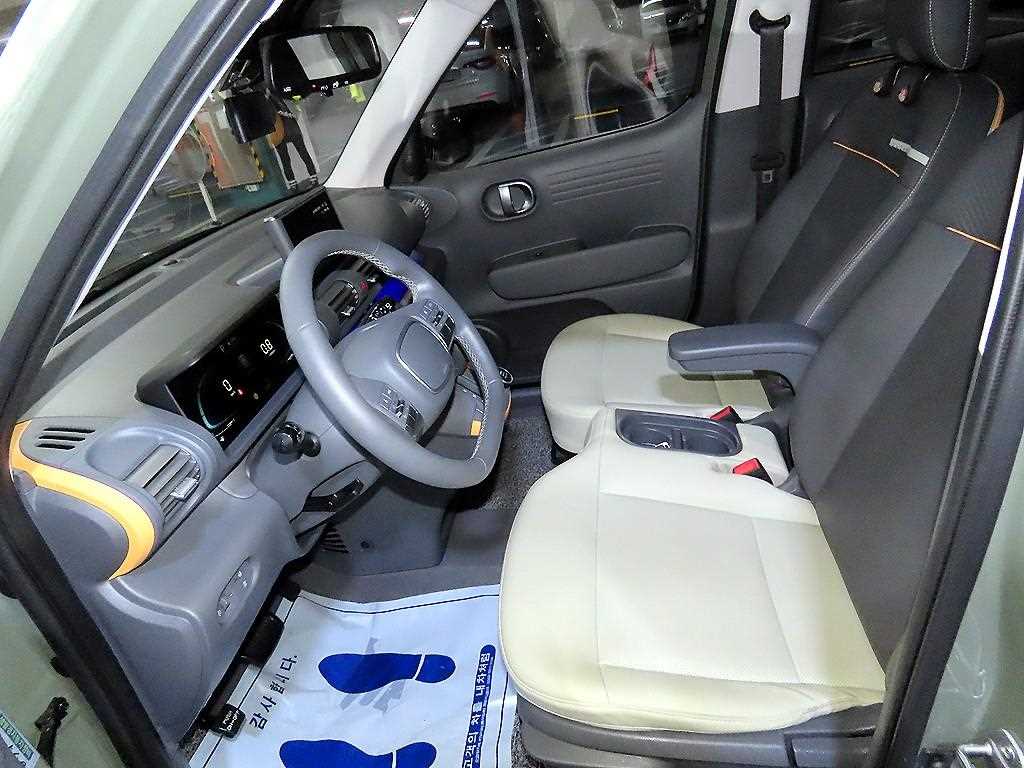 Hyundai Casper 1.0 Gasoline The Essential 7